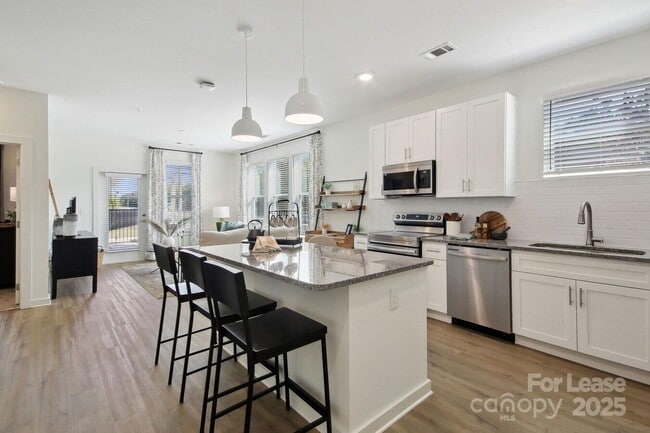 Building Photo - 13511 Montoy Wy Unit B1