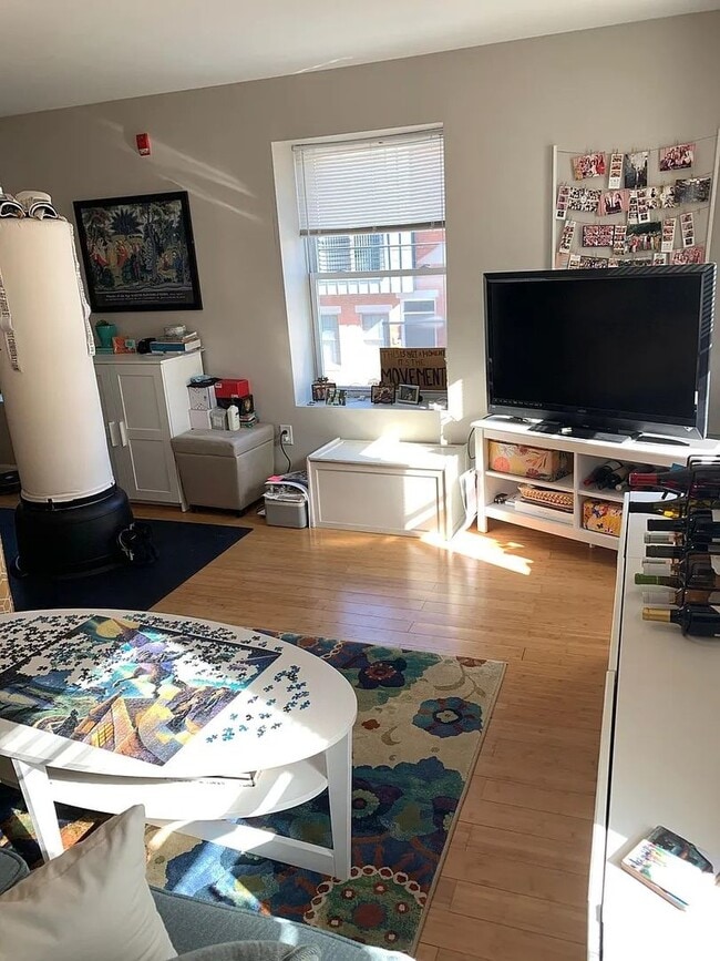 Photo - 736 S 20th St Unit 2nd FL