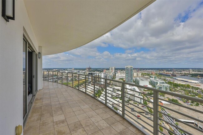 Photo - 1209 E Cumberland Ave Unit 2404