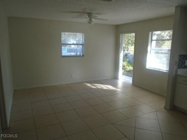 Photo - 306 Hubbard Ave