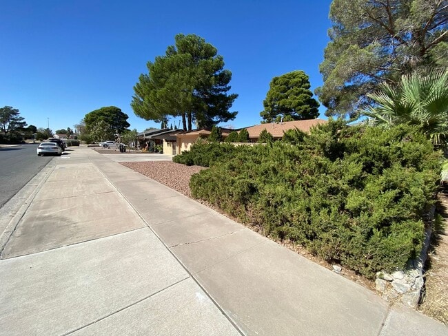 783 De Leon Dr