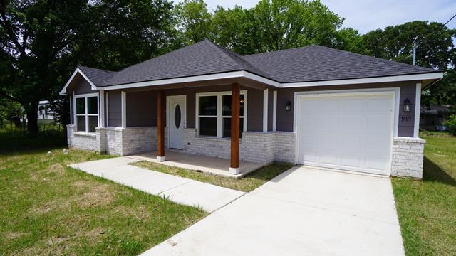 Photo - 917 Redoak Dr