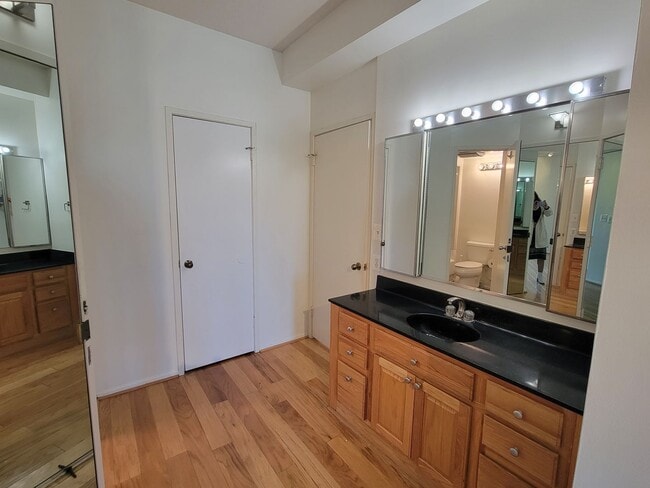 Photo - PENTHOUSE CONDO! ROSSLYN!