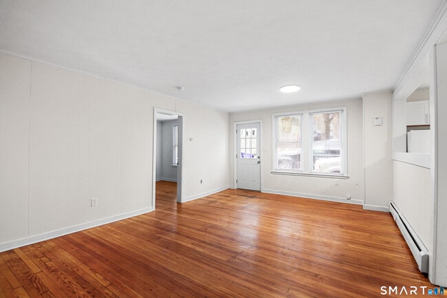 5 Wood Ct