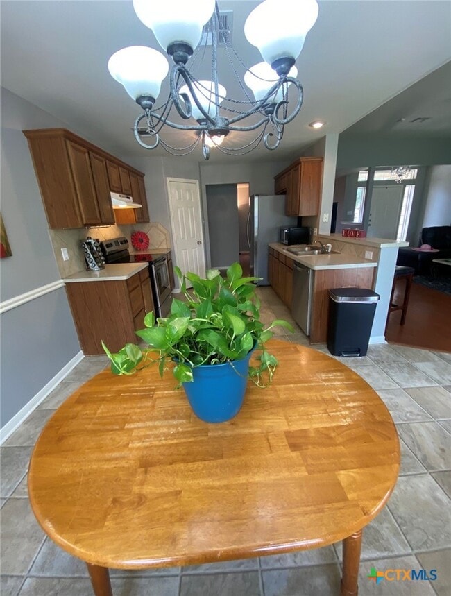 Photo - 5704 Meadow Wood Dr