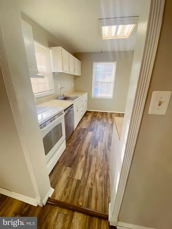 Photo - 16649 Geddy Ct Unit A