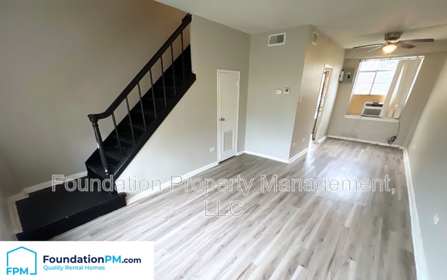 Photo - 1915 S Pkwy E