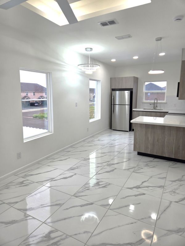 Photo - 3201 Magdalena St