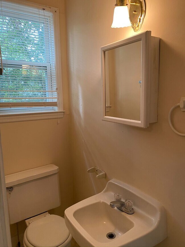 Near USC Rental House Rental in Columbia, SC