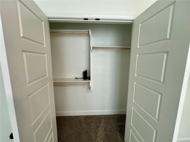 Photo - 1011 Sundance Ln