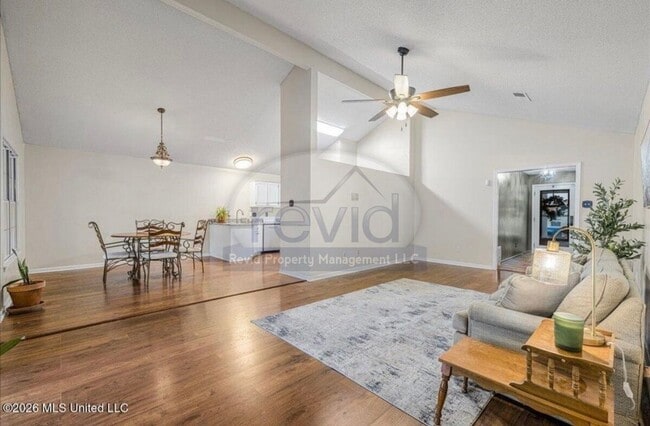 Photo - 7194 Atterbury Cir E