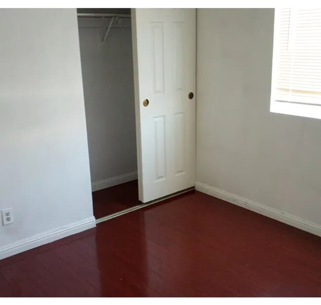Photo - 8200 Hydra Ln