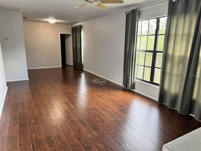 3366 Mermoor Dr Unit 206