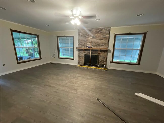 Photo - 2255 54th Ave