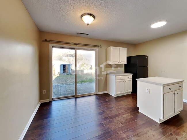 Photo - 3721 Hopper St