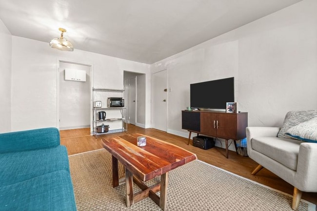 Photo - 5552 Covode St Unidad 1