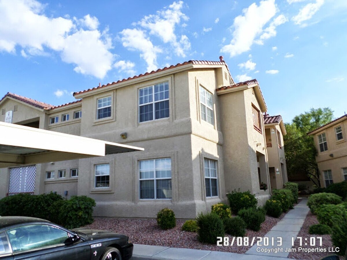 2 Bed / 2 Bath Condo in Henderson - 2 Bed / 2 Bath Condo in Henderson
