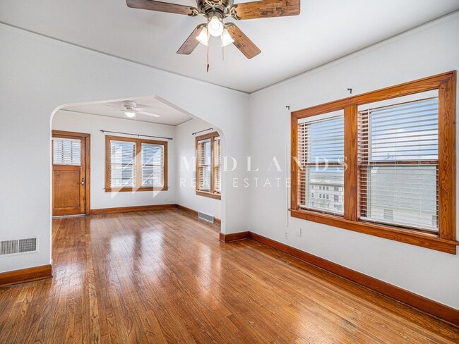 Photo - Vintage Charm in Little Italy