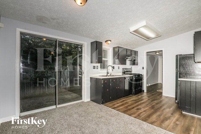 Photo - 4638 N Richardt Ave
