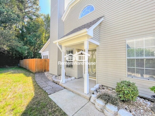 Photo - 2909 Saville Garden Way