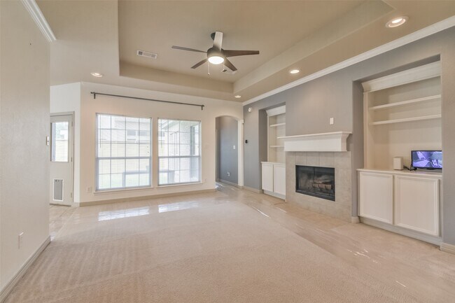 Photo - 10909 Redbird