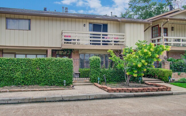 Photo - 823 S Ripple Creek Dr