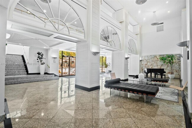 Photo - 780 NE 69th St Unidad 905