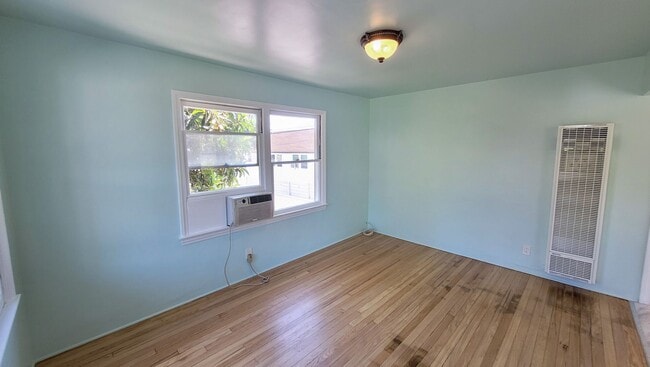 Photo - 6213 Bright Ave