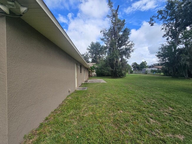 Photo - three bedroom 2 bath with garage