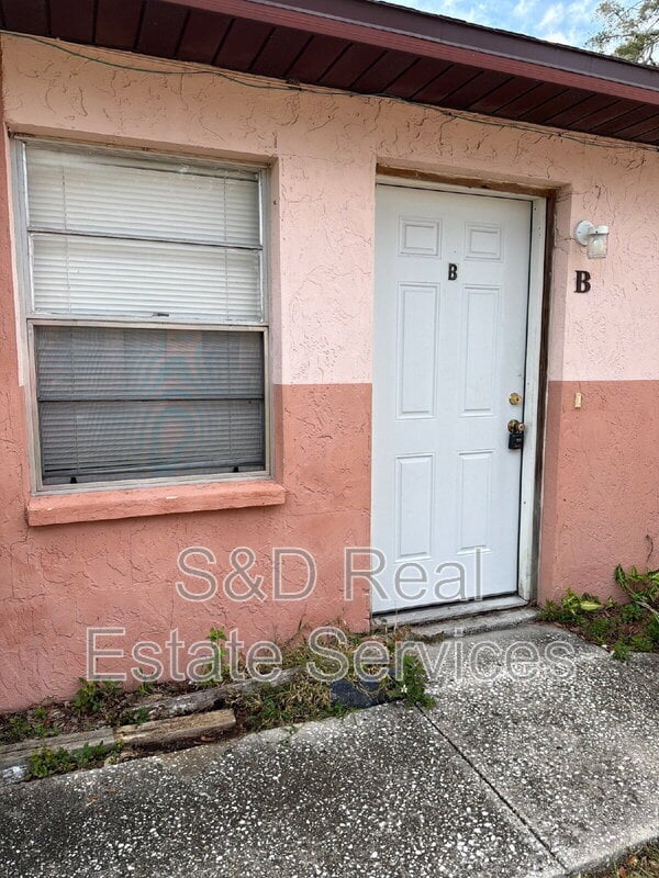 Building Photo - 3015 Allred Dr Unit B