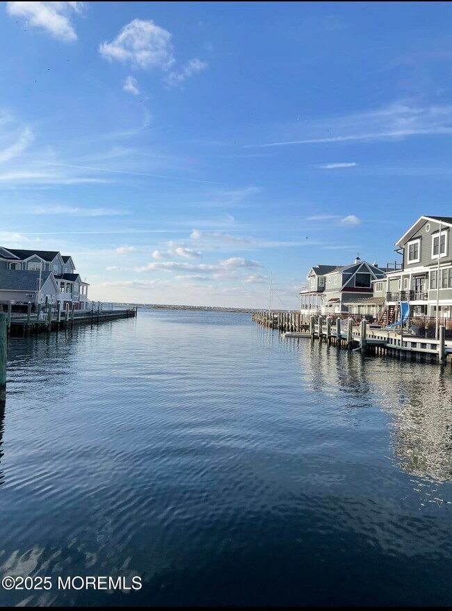 Photo - 241 Westmont Ave