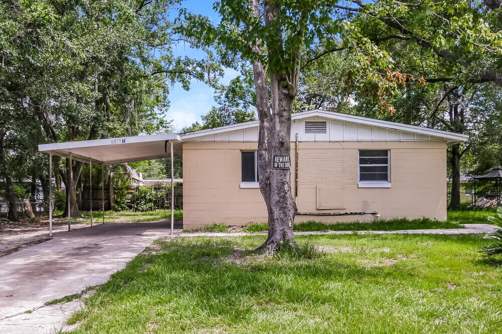 Photo - 6819 Goldilocks Ln