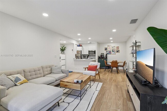 Photo - 2926 S University Dr Unit 6204