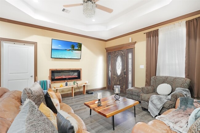 Photo - 2521 Rd 3550