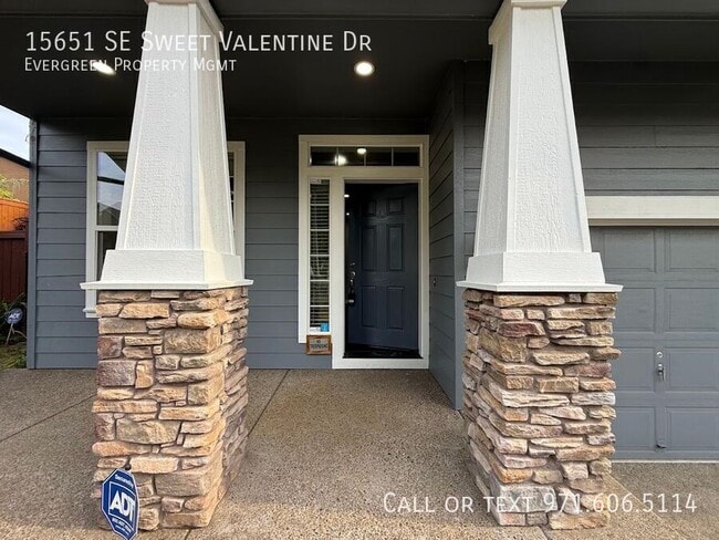 15651 SE Sweet Valentine Dr