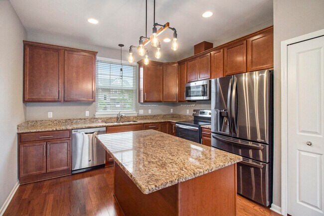 Photo - 3212 Johanna Ware W