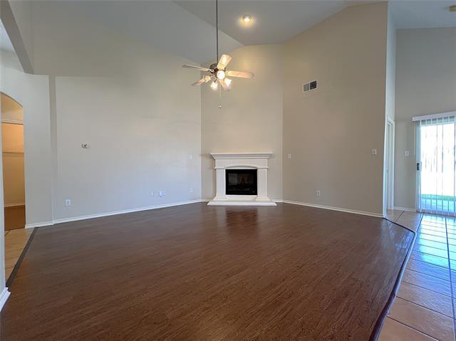 Photo - 5009 Royal Burgess Dr