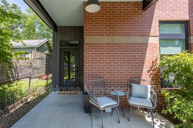 Photo - 808 S Locust Ave