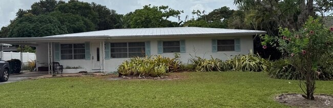 Building Photo - 1184 Milano Dr Rental