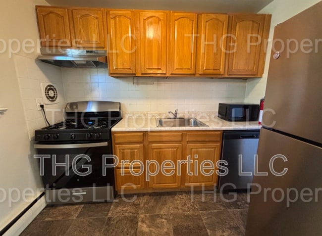 Building Photo - 27-55 Green Street APT# 40A Unit # 40A