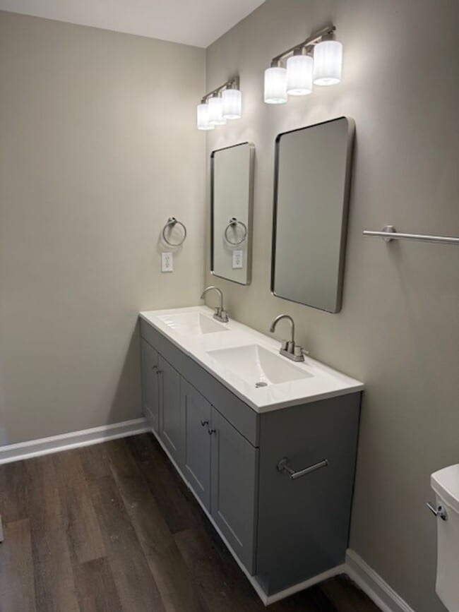 Photo - Available Now! MUST SEE!