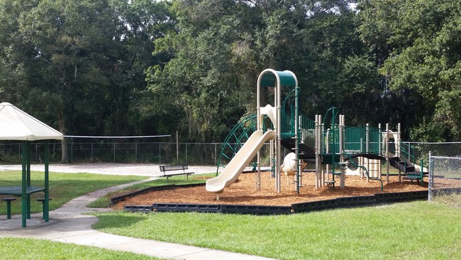 Photo - Azalea Apartments