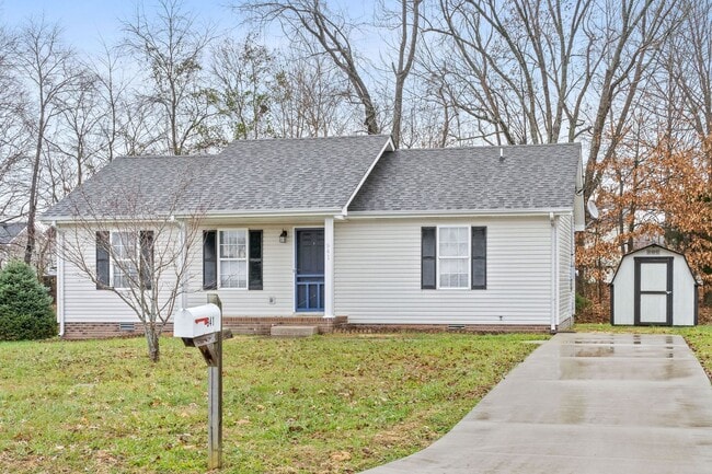 Photo - 941 Crabapple Ln