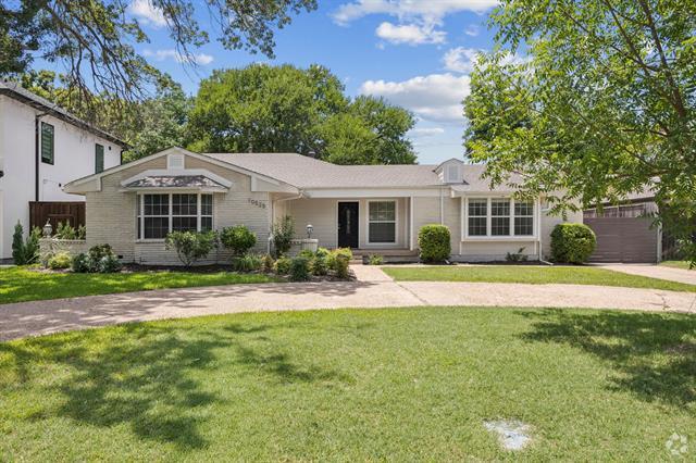 Building Photo - 10525 Castlegate Dr Rental