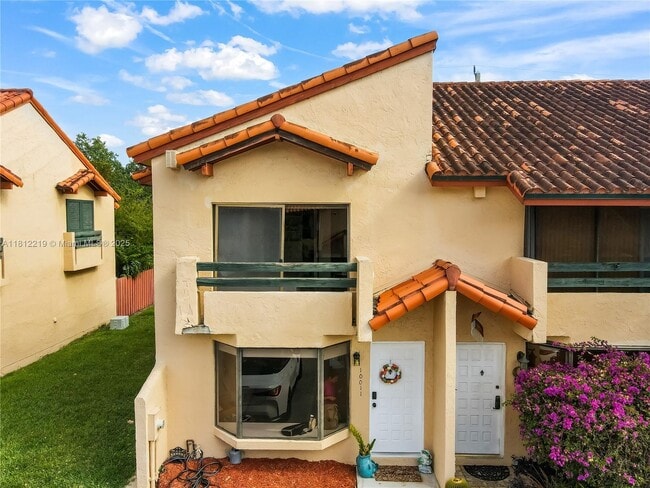 Photo - 10011 SW 77th Ct Townhome