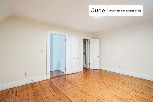 Photo - Room in Shared 4 bed/1.5 bath home Unidad D