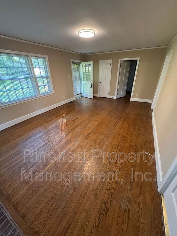 Photo - 3016 Hilton Rd