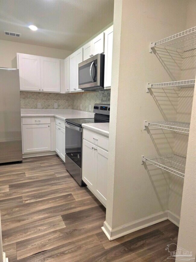 Photo - 7821 Maxton Rd
