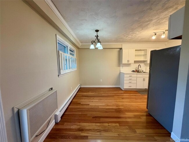 24 Alpine Dr Unidad H