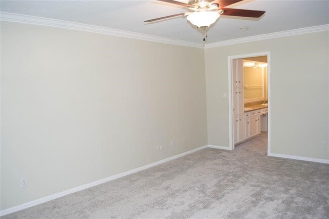 Photo - 18119 Shadow Valley Dr